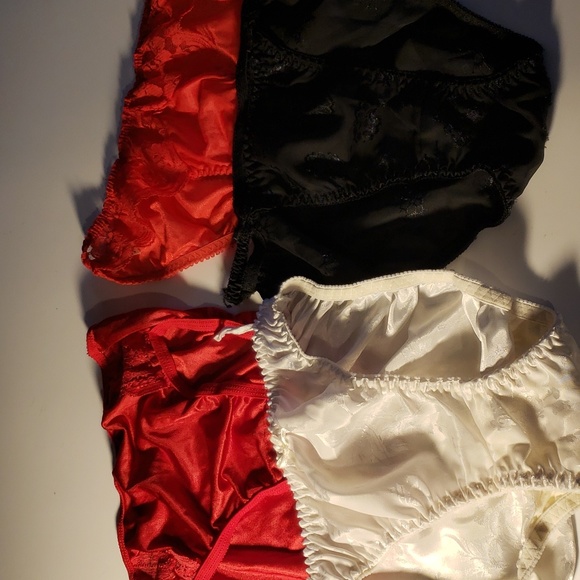 Romantic Fantasies Intimates & Sleepwear Panties Bundle Size Medium